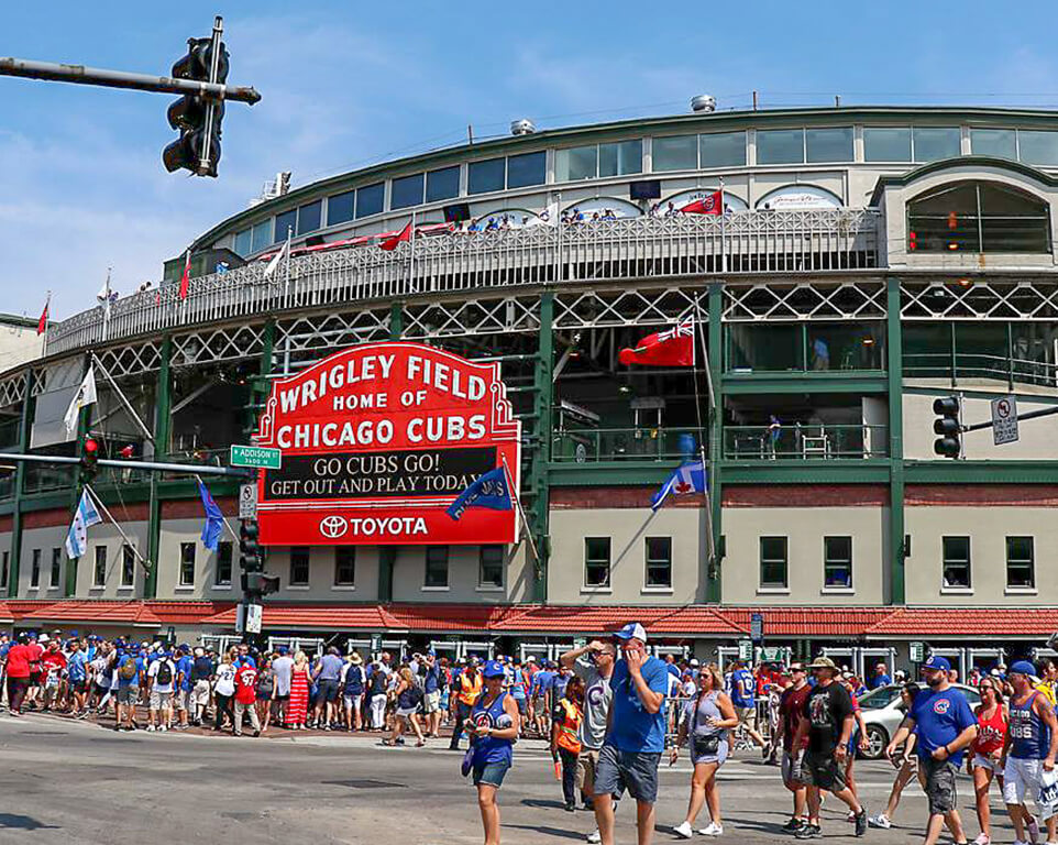 Where do the Chicago Cubs play baseball?