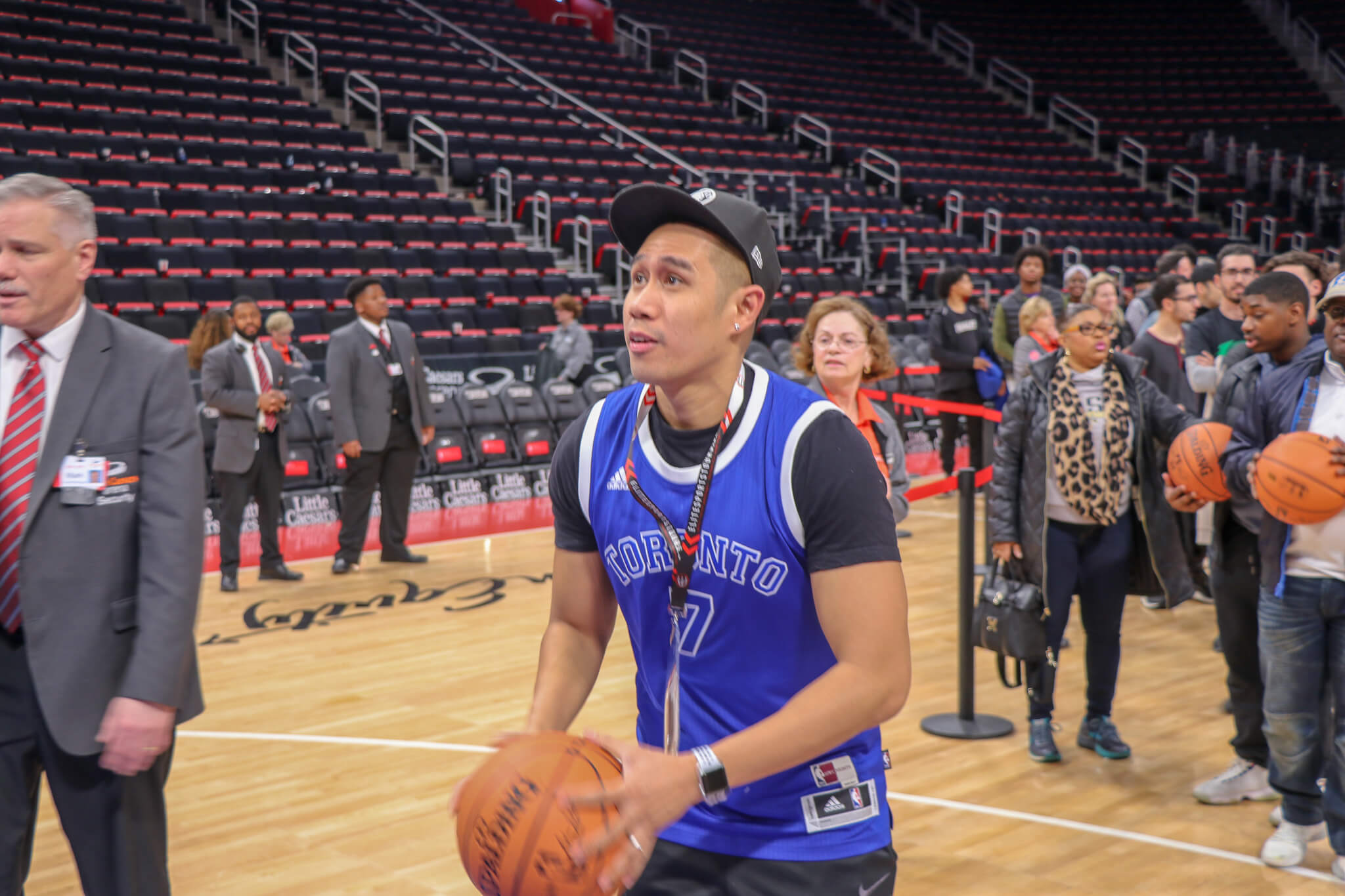 Toronto Raptors at Detroit Pistons Bus Tour