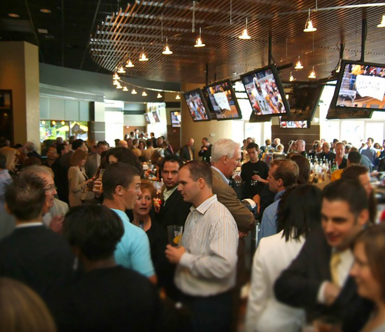 Where To Eat In Pittsburgh - Jerome Bettis' Grille 36