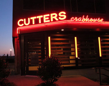 Where To Eat In Seattle - Cutters Crabhouse 