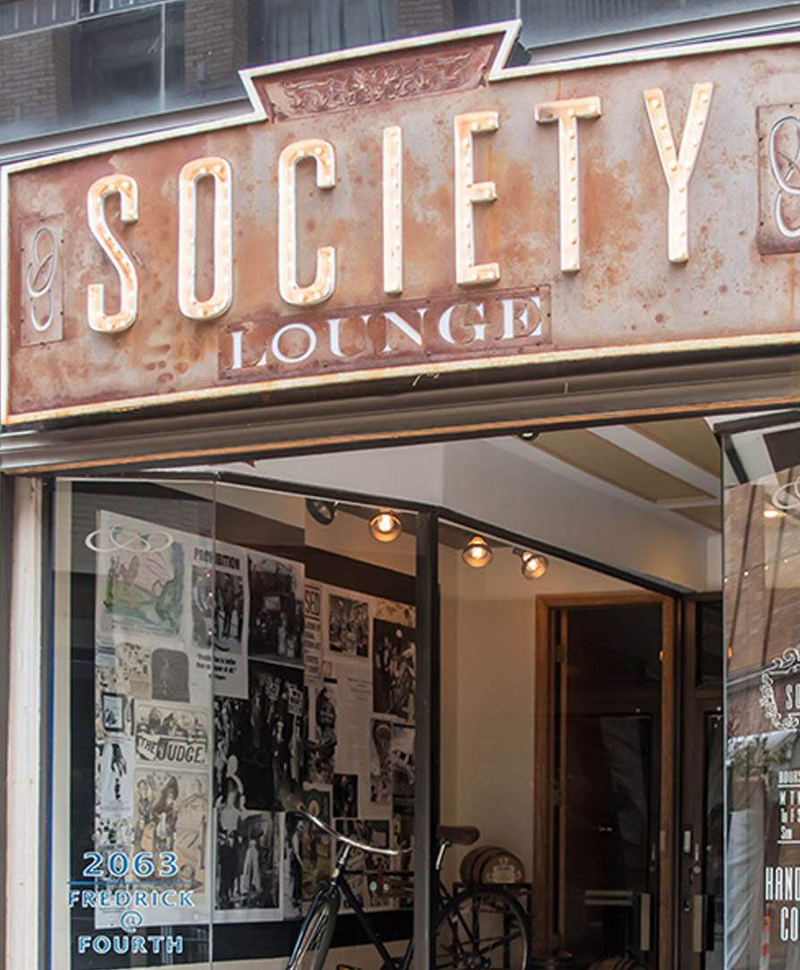 Where To Eat In Cleveland - Society Lounge