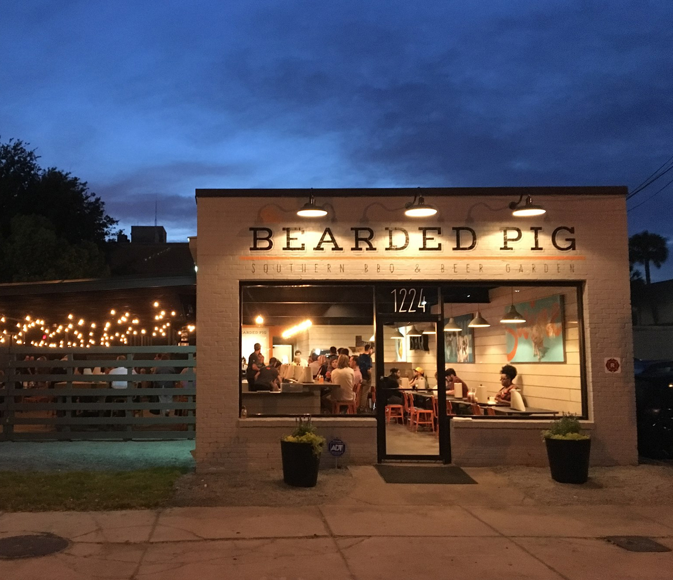 Where to Eat In Jacksonville - The Bearded Pig