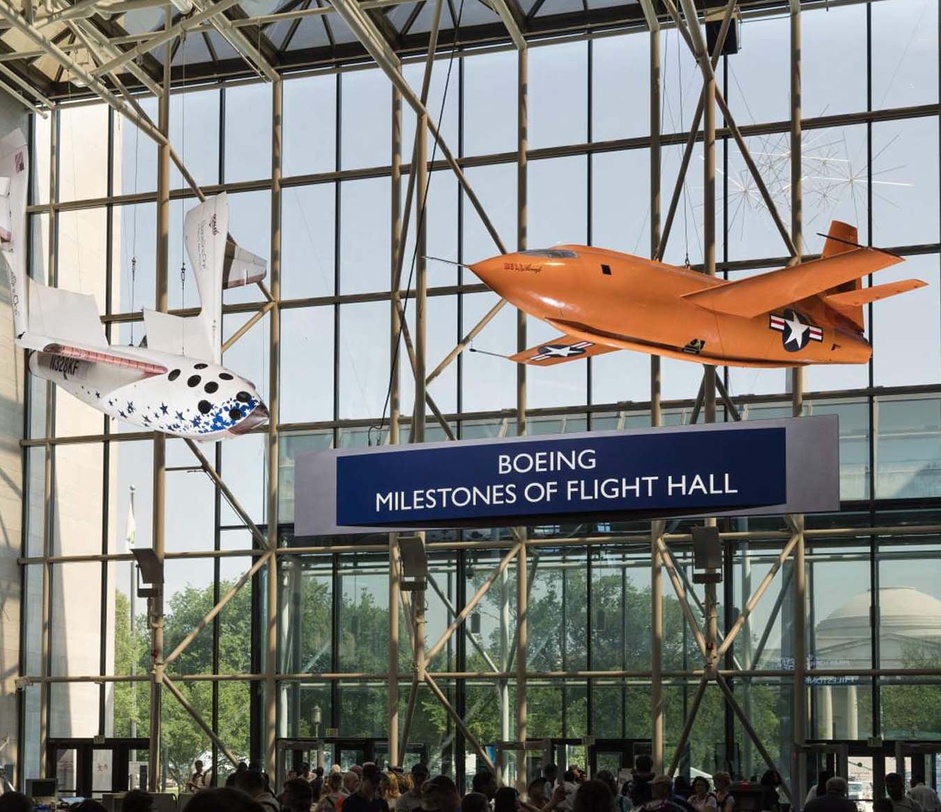 Things to Do in Washington - Smithsonian National Air and Space Museum