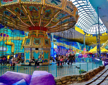 19 EXCITING Things to Do at West Edmonton Mall (for 2023)