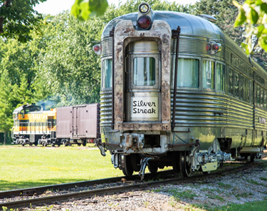 Things to Do in Green Bay - National Railroad Museum
