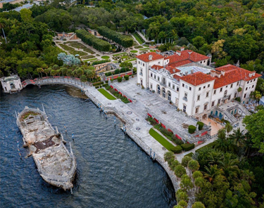 Things to Do in Miami - The Vizcaya Museum and Gardens 