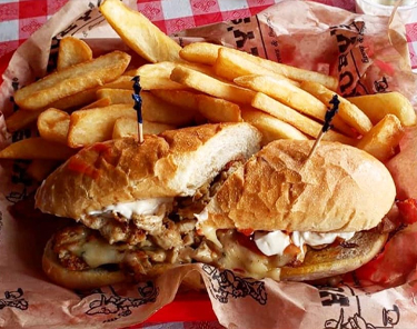 Where to Eat In Memphis - Huey's