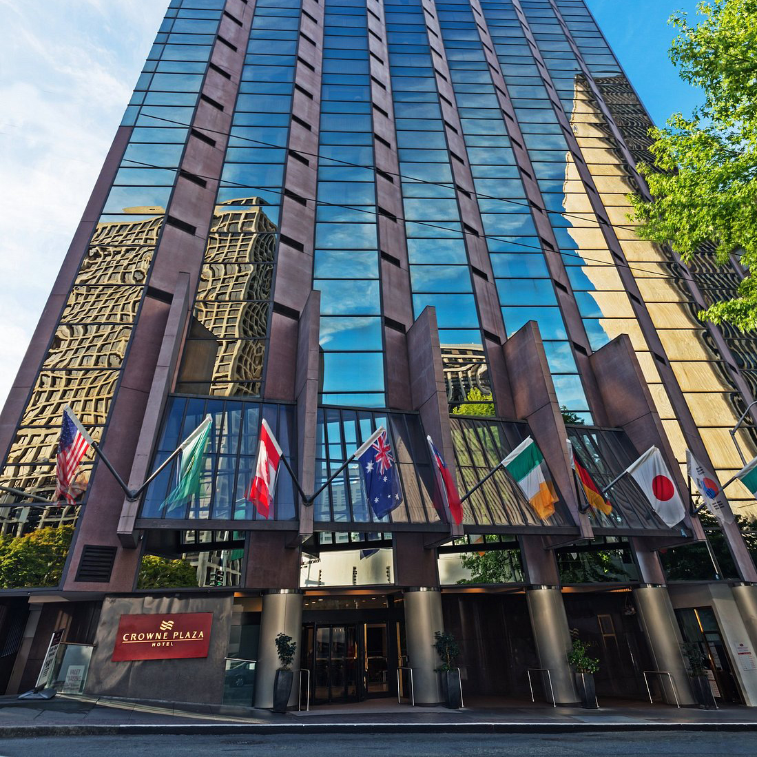 Toronto Blue Jays at Seattle Mariners - Crowne Plaza Seattle